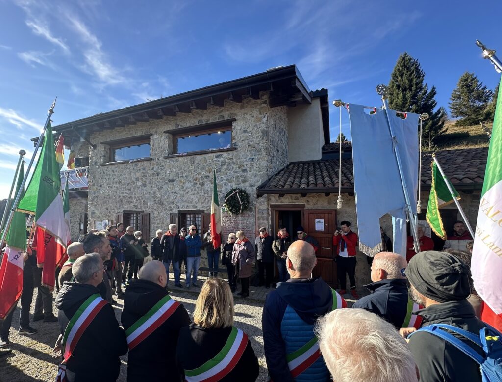 80 Malga Lunga deposizione corone 80 Malga Lunga deposizione corone