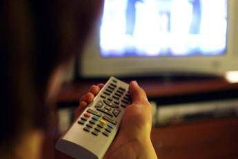 Ascolti tv sabato 27 settembre chi ha vinto tra Ballando con le stelle e Tu si que vales