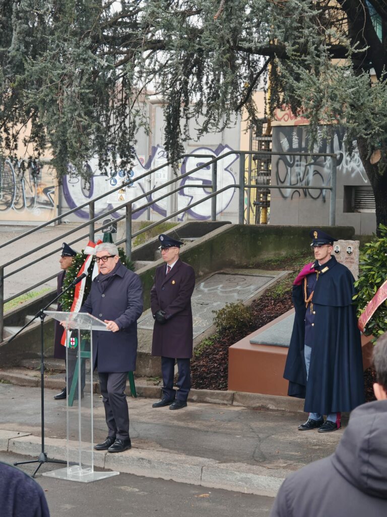 45° Anniversario delluccisione di Antonio Cestari Rocco Santoro e Michele Tatulli 45° Anniversario delluccisione di Antonio Cestari Rocco Santoro e Michele Tatulli
