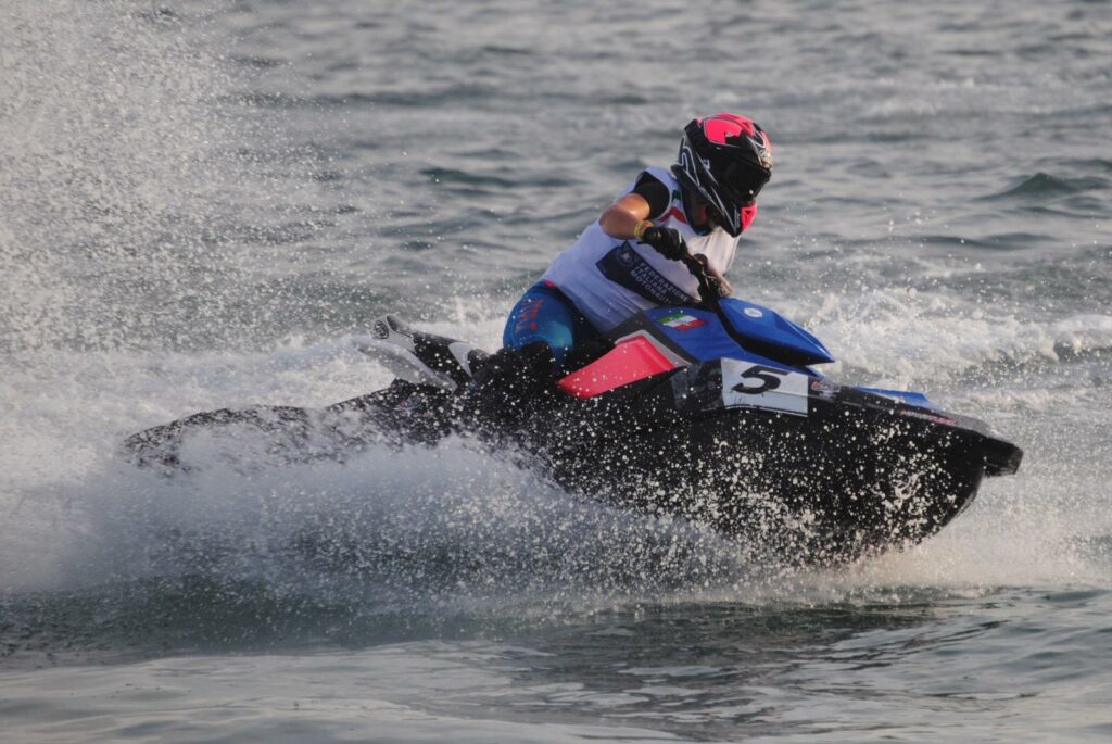 Nicole Cadei moto dacqua Nicole Cadei moto dacqua