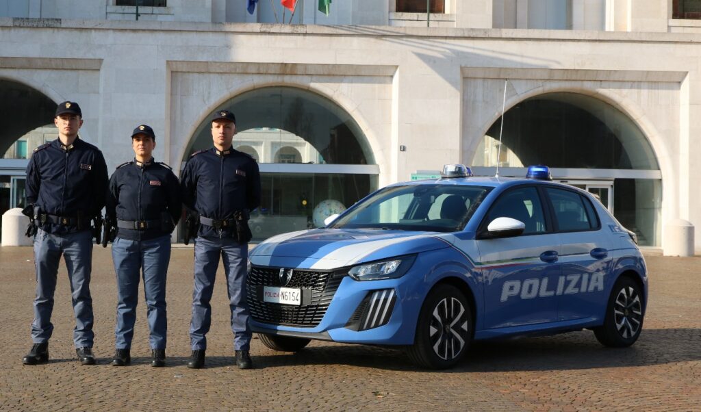 auto elettrica polizia auto elettrica polizia