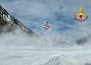 Livigno conclusa la formazione per i Vigili del Fuoco sulluso dellIMSI Catcher in scenari innevati