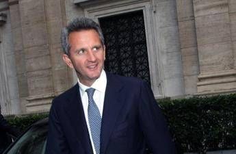 Mediobanca rinvio assemblea allunga e complica la ‘scommessa su Banca Generali