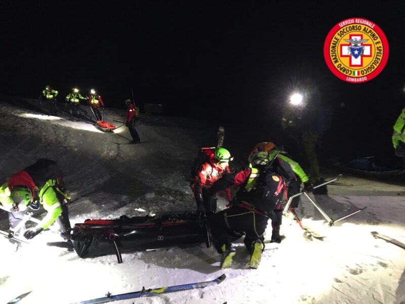 Soccorso Alpino addestramenti invernali per il trasporto e il soccorso in neve scaled Soccorso Alpino addestramenti invernali per il trasporto e il soccorso in neve scaled