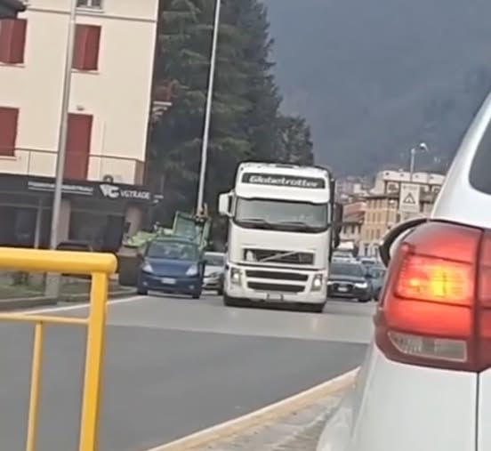 camion avaria sarezzo camion avaria sarezzo