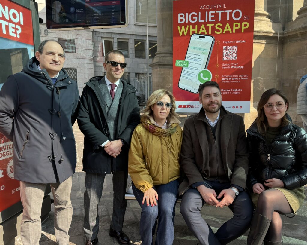 da sinistra Locatelli Zamboni Donato Negretti Allieri. Il team ATB che ha lavorato al lancio del nuovo sisema da sinistra Locatelli Zamboni Donato Negretti Allieri. Il team ATB che ha lavorato al lancio del nuovo sisema