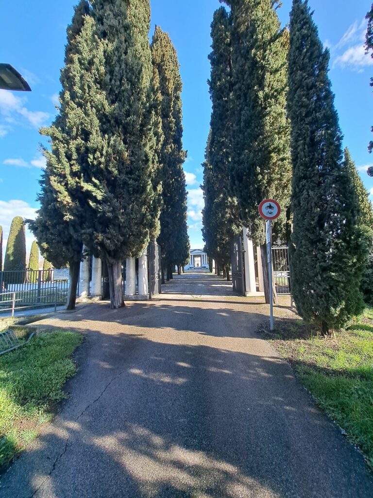 Spaccio di droga al cimitero la Polizia di Stato interviene e arresta il custode