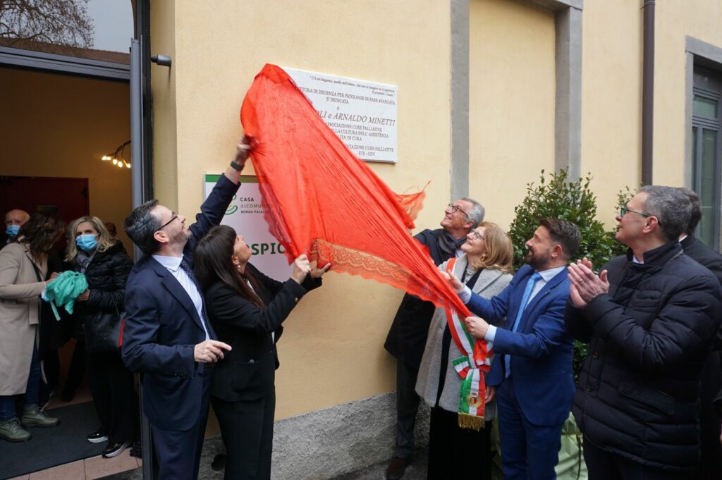 Svelamento targa Hospice Borgo Palazzo Svelamento targa Hospice Borgo Palazzo