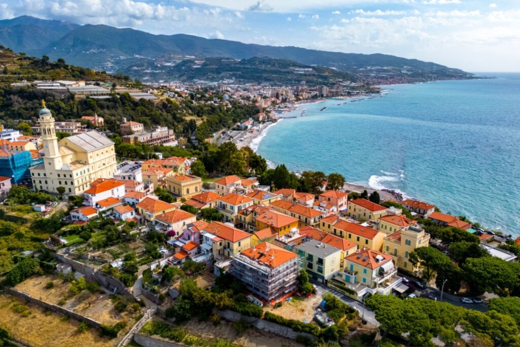 Tornano i treni del mare tra Lombardia e Liguria Tornano i treni del mare tra Lombardia e Liguria