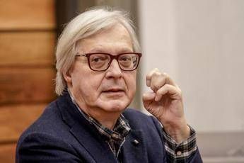 Vittorio Sgarbi il legale della figlia Evelina Lei non vuole arricchirsi e preoccupata per il padre