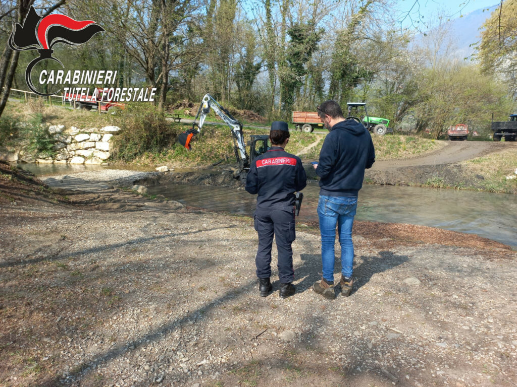 Controlli lavori in alveo torrente Controlli lavori in alveo torrente