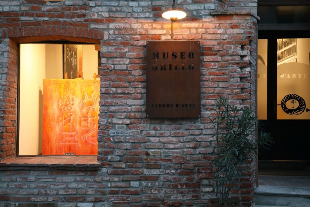 ESTERNO MUSEO GRILLO CAMERE DARTE