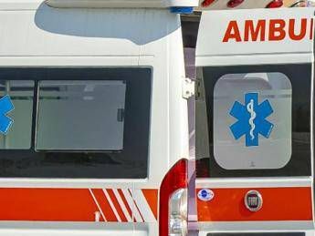 Empoli uccide la moglie e tenta il suicidio Empoli uccide la moglie e tenta il suicidio