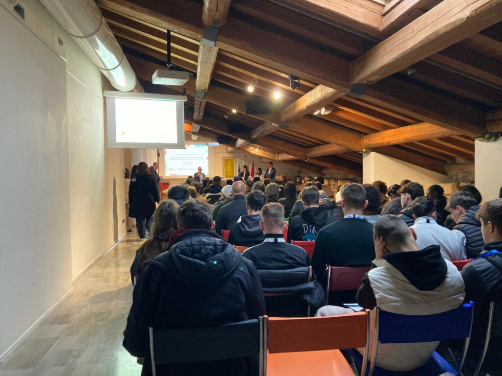 Grande successo per I mestieri artigiani Job Days edition oltre 300 candidati incontrano le imprese artigiane bergamasche