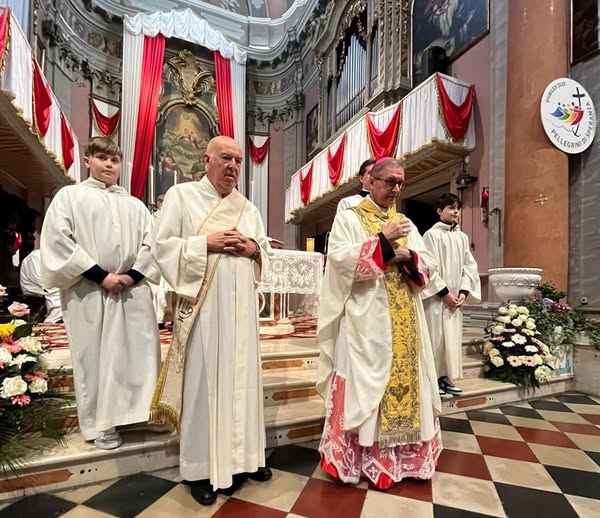 Il Vescovo Tremolada celebra a Carcina per gli 8 anni dellunita pastorale Suor Dinarosa Belleri