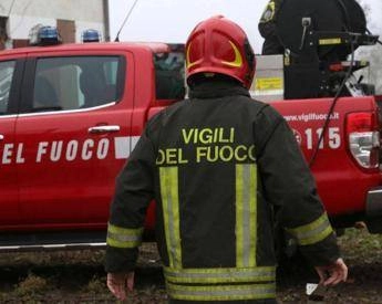 Perugia ultraleggero cade su capannone un morto e un ferito