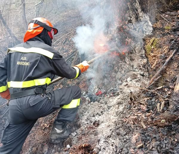 incendio colli di san zeno incendio colli di san zeno
