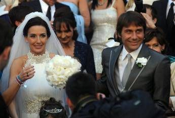 Antonio Conte convinto dalla moglie a restare al Napoli Chi e Elisabetta Muscarello Antonio Conte convinto dalla moglie a restare al Napoli Chi e Elisabetta Muscarello