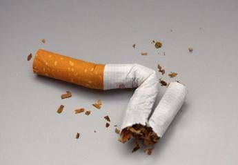 Giornata senza tabacco Fondazione Veronesi e Aiom tassarlo funziona Giornata senza tabacco Fondazione Veronesi e Aiom tassarlo funziona