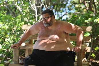 Isola dei Famosi le difficolta di Mario Adinolfi il racconto del naufrago Isola dei Famosi le difficolta di Mario Adinolfi il racconto del naufrago
