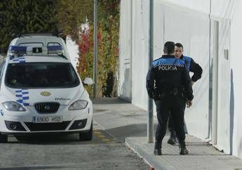 Lo Stato le regala 400mila euro lei li spende. Ora pero rischia larresto Lo Stato le regala 400mila euro lei li spende. Ora pero rischia larresto