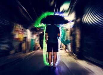 Luce che si spegne dopo la morte e quella che ci rende radiosi