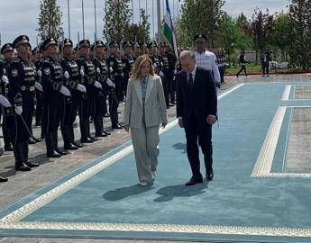 Meloni in Uzbekistan accordi per 3 miliardi Samarcanda crocevia legami Europa Asia
