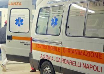 Napoli ascensore precipita 4 persone ferite. Salvate da cavo demergenza