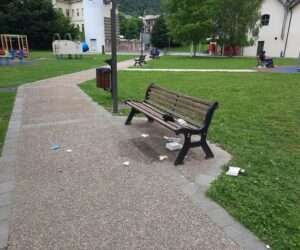 Rifiuti al Parco del Mella multati 5 giovani per oltre 500 euro