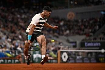 Roland Garros il coro che ha conquistato il pubblico. E anche Alcaraz Video