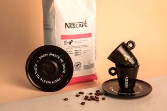 Sostenibilita Nescafe from waste to taste tazzine personalizzate dai fondi di caffe