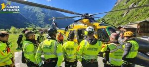 Val Masino addestramento S.A.G.F. per operazioni di elisoccorso e polizia giudiziaria in montagna