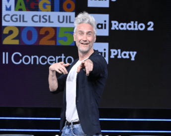 Vincenzo Schettini chi e il prof star del web sul palco del Concertone del Primo Maggio a Roma Vincenzo Schettini chi e il prof star del web sul palco del Concertone del Primo Maggio a Roma