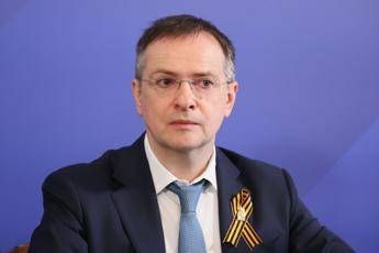 Vladimir Medinsky il falco preferito di Putin a Istanbul per colloqui con Ucraina
