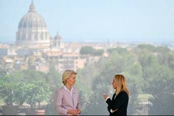 Africa von der Leyen al vertice di Roma Altri Paesi tagliano fondi noi investiamo Africa von der Leyen al vertice di Roma Altri Paesi tagliano fondi noi investiamo