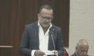 Diego Invernici durante lintervento in Aula