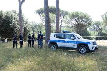 Donna e bimba morte a Villa Pamphili segnalazioni dopo le foto dei tatuaggi Donna e bimba morte a Villa Pamphili segnalazioni dopo le foto dei tatuaggi