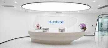 Doogee la visione del CEO Xin Chao tra smartphone rugged AI e sostenibilita Doogee la visione del CEO Xin Chao tra smartphone rugged AI e sostenibilita
