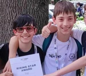 Due studenti della A. Canossi volano ai Mondiali di robotica ma servono fondi per raggiungere Manila