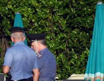 Ferrara bambino muore dopo un tuffo in piscina Ferrara bambino muore dopo un tuffo in piscina