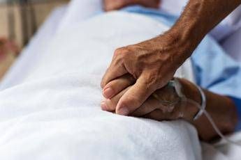 Fine vita per la prima volta caso eutanasia arriva in Corte costituzionale