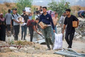 Gaza Haaretz 5 persone uccise da Idf vicino centro distribuzione aiuti