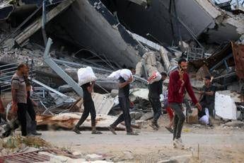 Gaza media 20 morti vicino a centro aiuti. Idf Erano spari davvertimento
