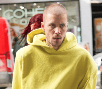 Justin Bieber lo scontro con i paparazzi e lo sfogo sui social So di essere rotto
