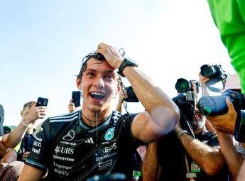 Kimi Antonelli sui banchi della maturita Ho scelto la traccia sul rispetto Kimi Antonelli sui banchi della maturita Ho scelto la traccia sul rispetto