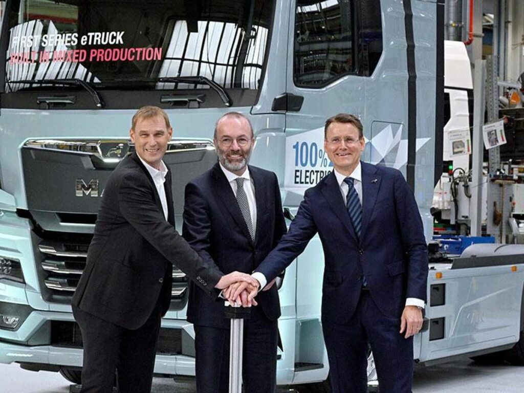 MAN inaugura la produzione in serie dei suoi camion elettrici 1 MAN inaugura la produzione in serie dei suoi camion elettrici 1