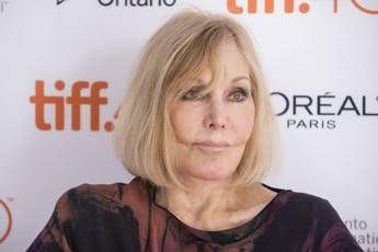 Mostra Venezia 2025 la leggendaria attrice Kim Novak Leone doro alla carriera Mostra Venezia 2025 la leggendaria attrice Kim Novak Leone doro alla carriera