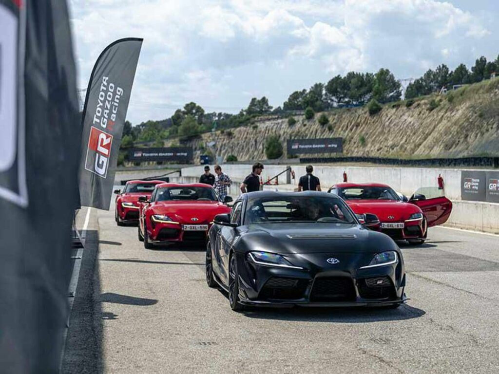 Nuova Toyota GR Supra 2025 massima potenza per la A90 Final Edition massima leggerezza per la Lightweight EVO 1