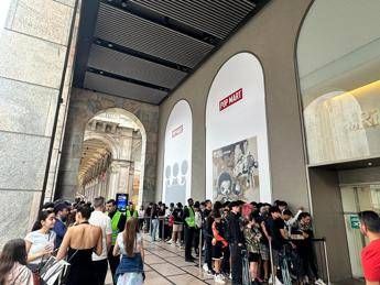 Quattro ore per un Labubu cronaca pop di una fila surreale alla Rinascente Quattro ore per un Labubu cronaca pop di una fila surreale alla Rinascente