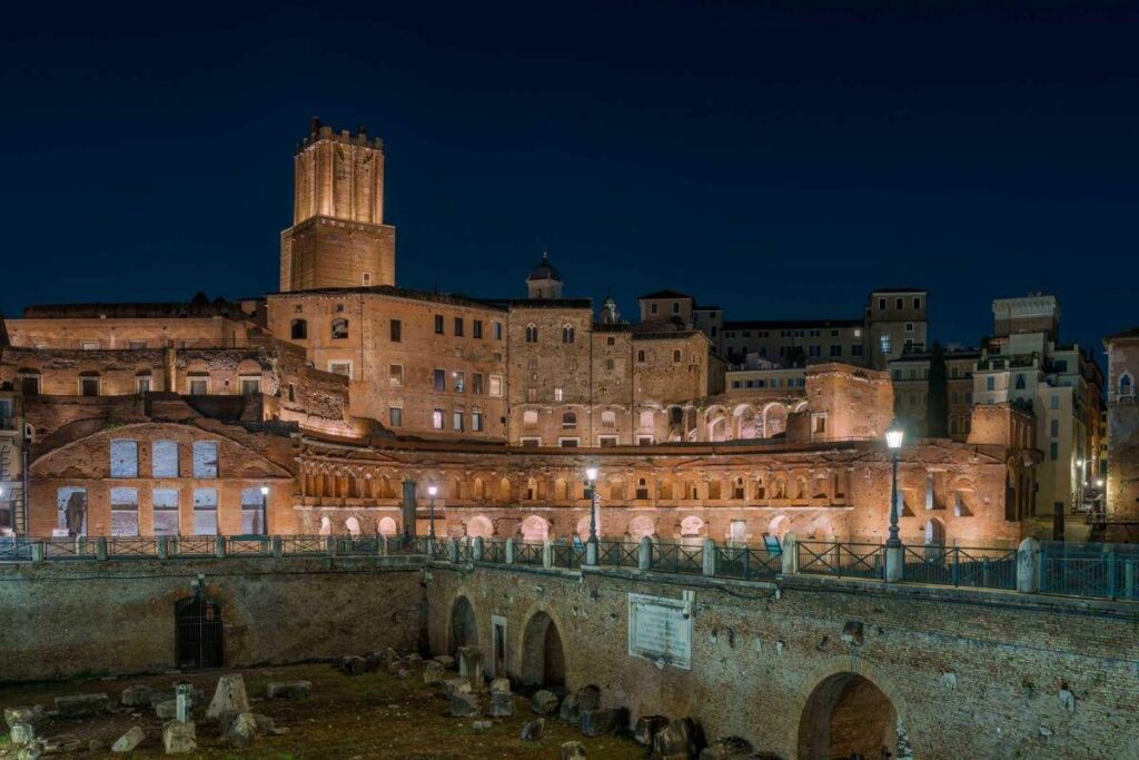 Roma presentata nuova illuminazione artistica dei Mercati Traiano curata da Areti Roma presentata nuova illuminazione artistica dei Mercati Traiano curata da Areti